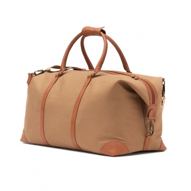 Logotrade Werbegeschenke das Foto: VINGA Sloane Wochenendtasche aus RCS rPET