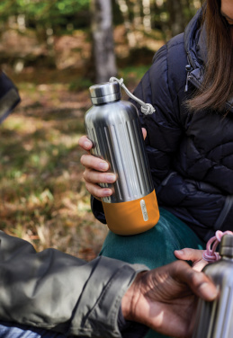 Logotrade Werbegeschenke das Foto: Black+Blum Explorer isolierte Wasserflasche groß, 850ml