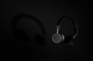 Logo trade promotional giveaways image of: Swiss Peak wireless headphone V3