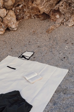 Logotrade corporate gift image of: VINGA Volonne AWARE™ recycled canvas picnic blanket