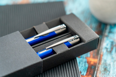 Logotrade advertising products photo of: Metal writing set CLAREMONT