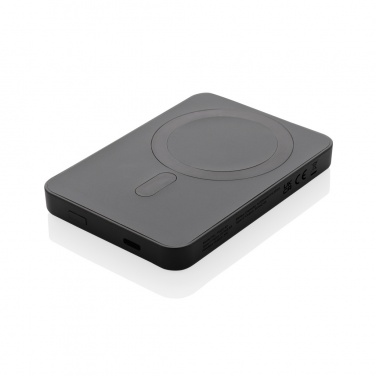 Logotrade ärikingituse foto: Magnetix RCS taaskasutatud plastist 5000 mah magnetjõupank