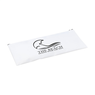 Logotrade meene foto: MultiPouch pinal kirjutusvahenditele