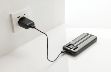 Logotrade firmakingi foto: Turbopack RCS plastist akupank 10 000