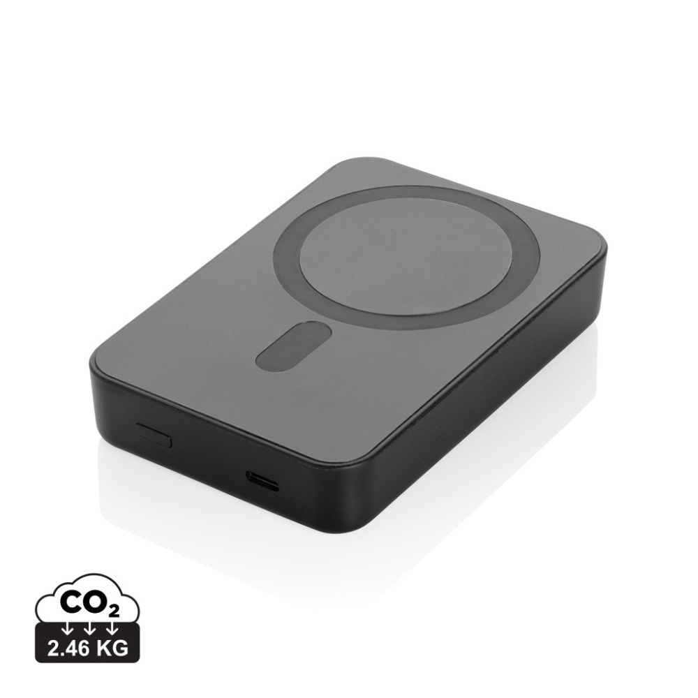 Logotrade korporatīvās dāvanas foto: Amporia RCS pārstrādātas plastmasas 10.000mAh magnētiskā pārnēsājamā baterija