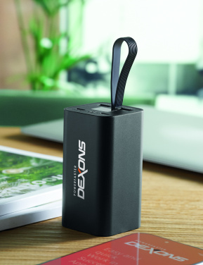 Logotrade biznesa dāvanas foto: Ārējais akumulators 20 000 mAh