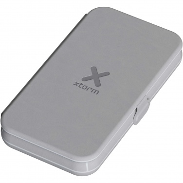 Logotrade profilreklam bild: Xtorm XWF31 15 W vikbar 3-i-1 trådlös reseladdare