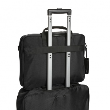 Logotrade reklamprodukter bild: Swiss Peak AWARE™ RPET Voyager 15.6" laptopväska