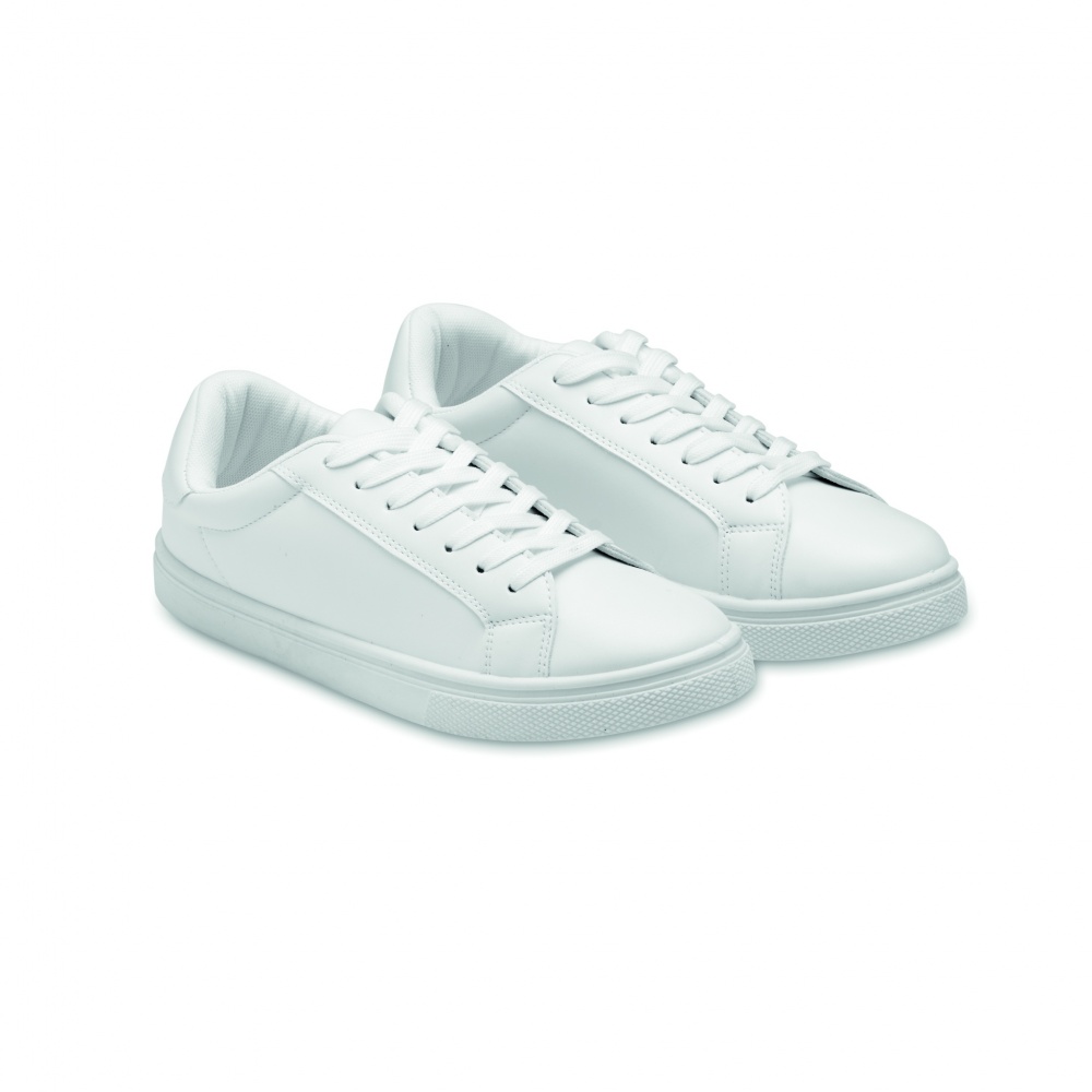 Logotrade profilprodukter bild: Sneakers i PU stl 38
