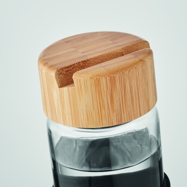 Logotrade profilprodukter bild: Glasflaska med bambulock 600ml