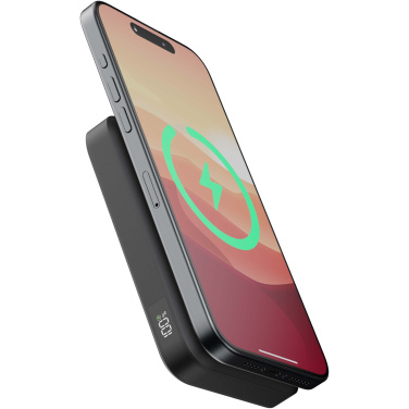 Logotrade reklamprodukter bild: Xtorm.FS5W101 magnetisk trådlös powerbank 10 000 mAh 5 W