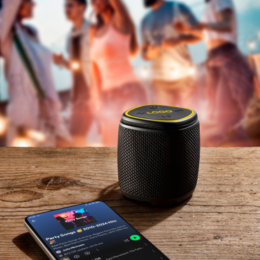 Logotrade kampanjprodukter bild: Bluetooth-högtalare HERMON Schwarzwolf