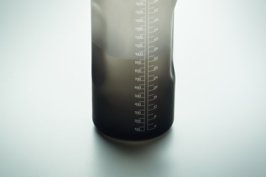 Logotrade presentreklam bild: RPET vattenflaska 2000 ml