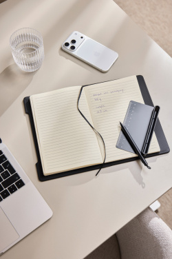 Logotrade presentreklam bild: VINGA Baltimore RCS 4-in-1 Refillable Notebook